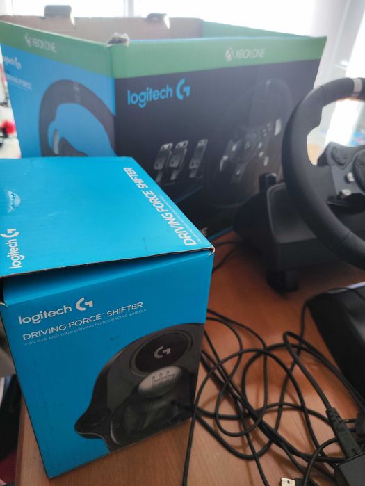 Volante Logitech G920 + Shifter Xbox / PC