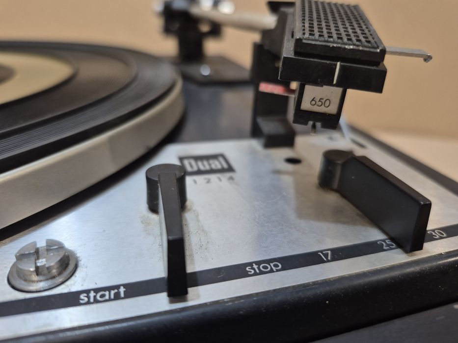 Gramofon Dual 1214 HS37