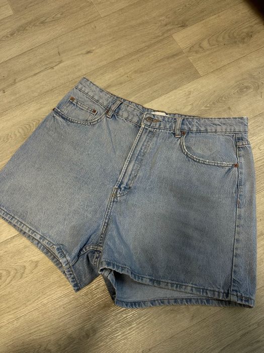 Фірмовий одяг ZARA