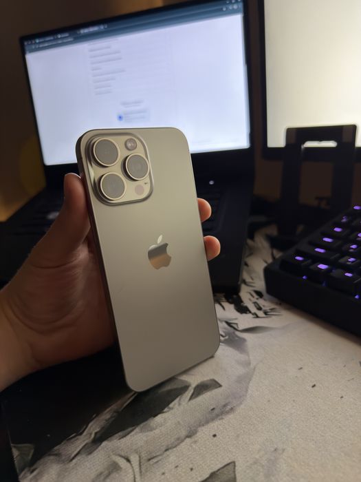 iPhone 15 Pro Max 512GB uszkodzony ekran