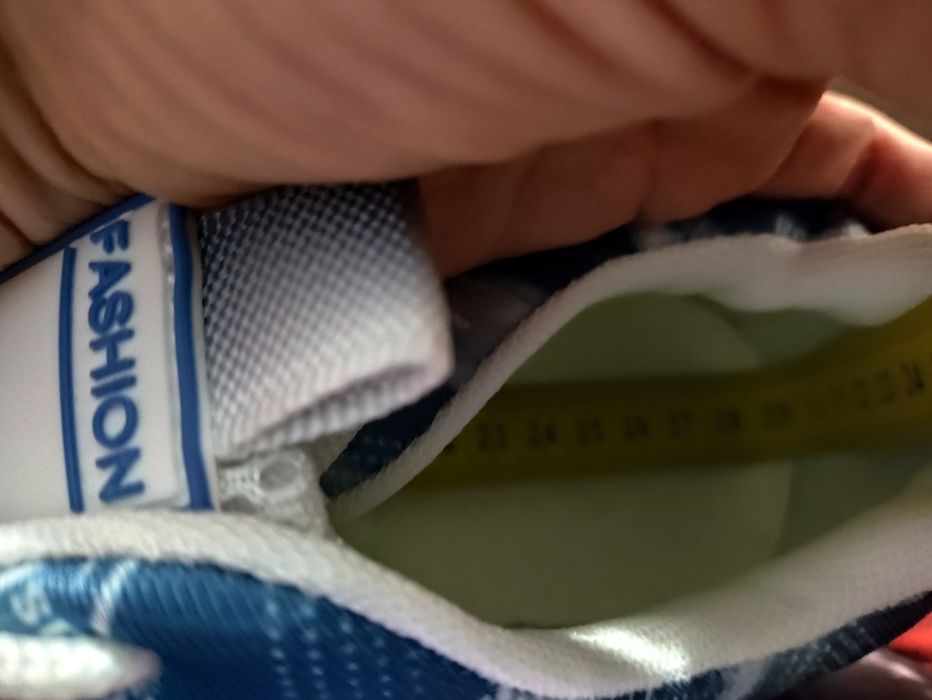Buty sportowe 45