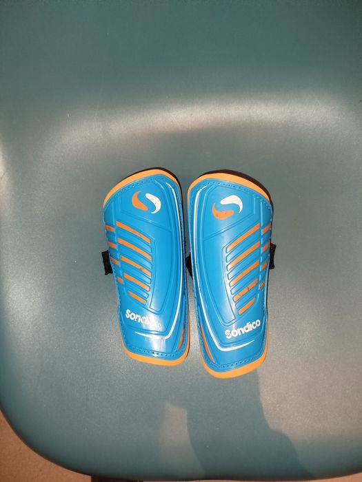 Caneleiras futebol Adidas