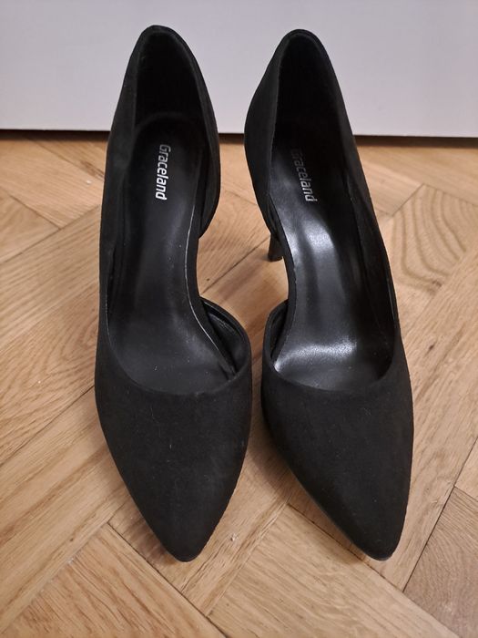 Czarne szpilki rozmiar 38