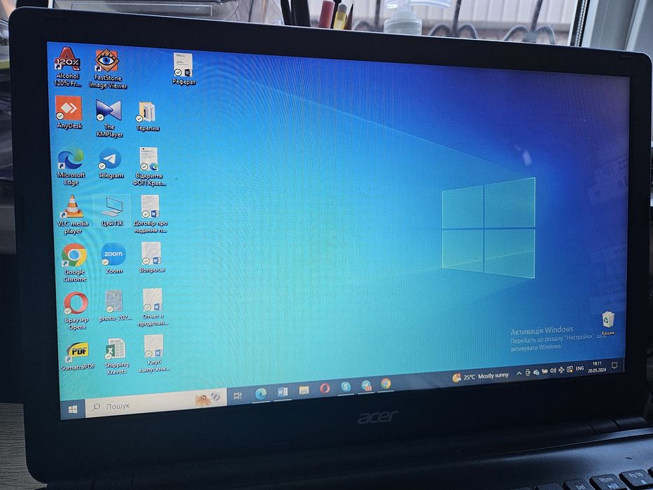 Ноутбук ACER ASPIRE E1-570