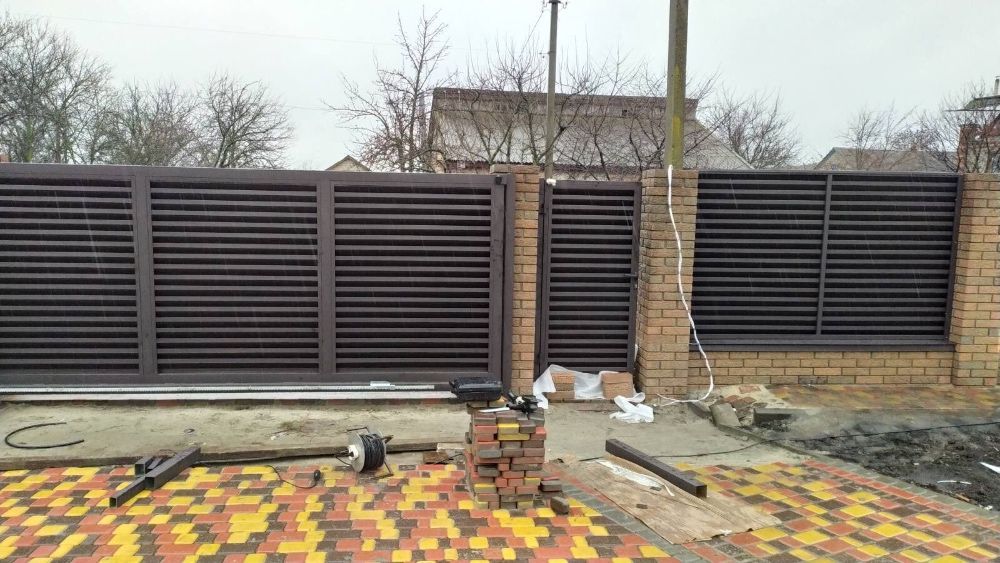 Установка забора Жалюзи! Ворота распашные, откатные. Калитки - Готові ...