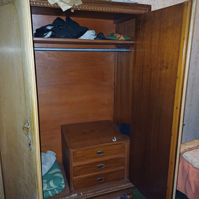 Продаю Арабский мебельный гарнитур