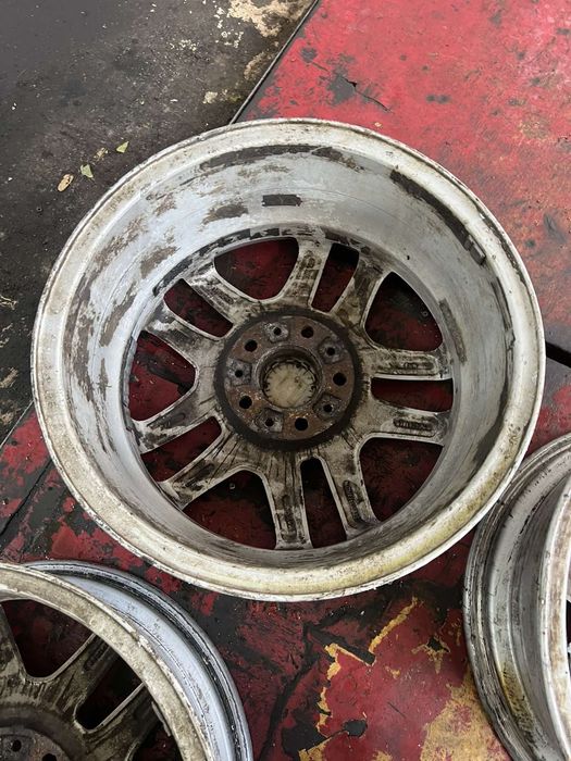 Диски r17 5/120 ЕТ 40 БМВ Комплект