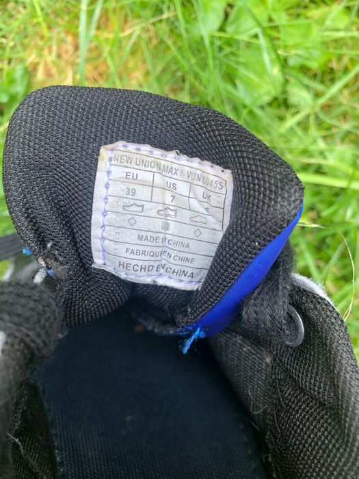 Trampki Levis rozm. 39