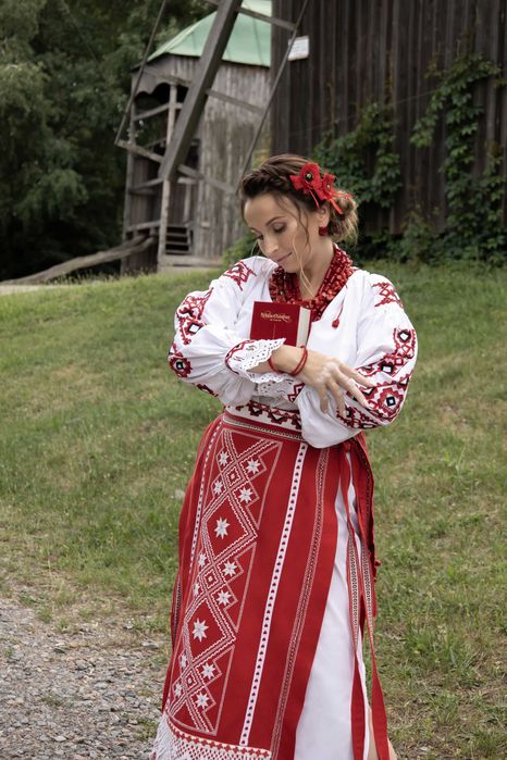 Прокат українських національних строїв  , національний одяг