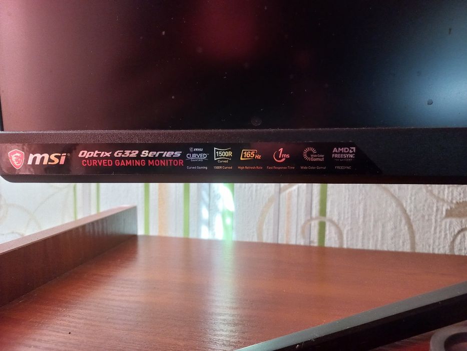 Монитор фирмы  msi. Optix G32 Series