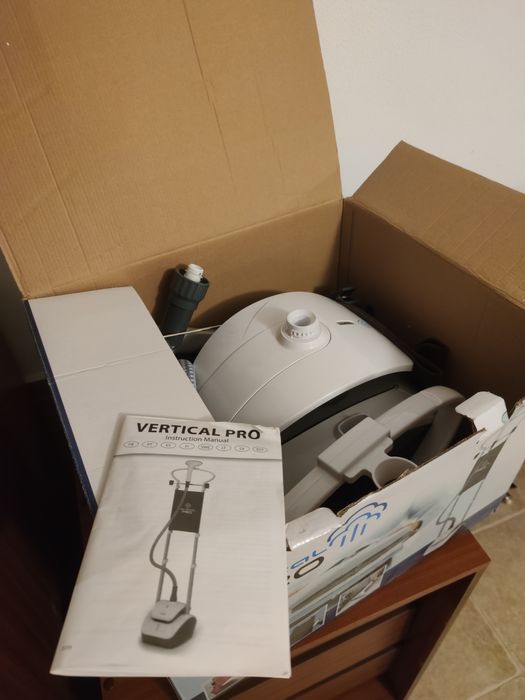 Ferro de engomar vertical