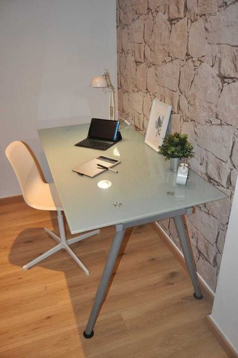 Secretária de Vidro Moderna (ótimo estado)