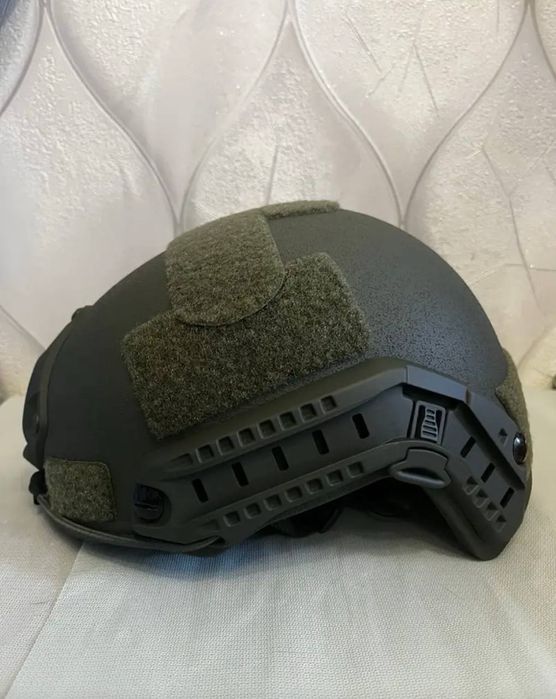 Шолом тактичний Fast олива з підвісом Wendy