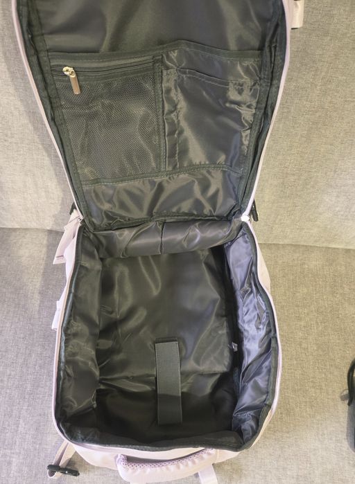 Mochila viagem rosa