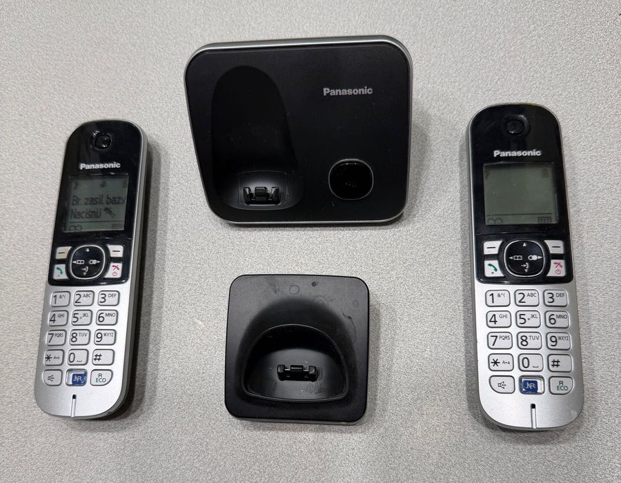 Telefon Panasonic KX-TG6821PD używany z dodatkową słuchawką