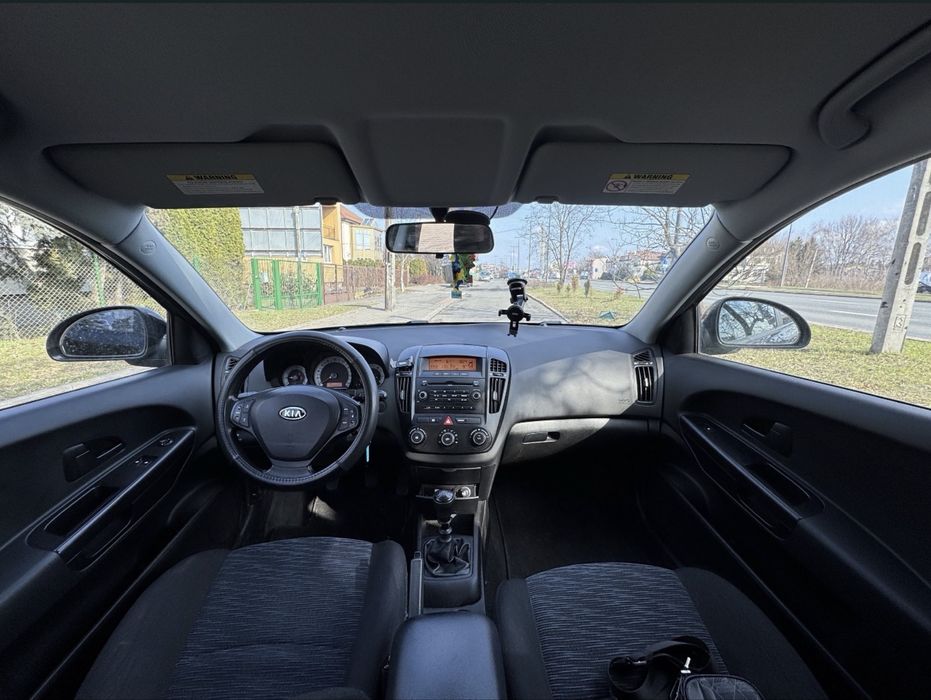 Kia Ceed 1.4b 2009 -  Bardzo dobry stan - System Ratalny