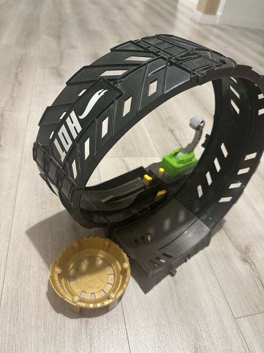 Hot wheels wyrzutnia do monster truck i samochodów