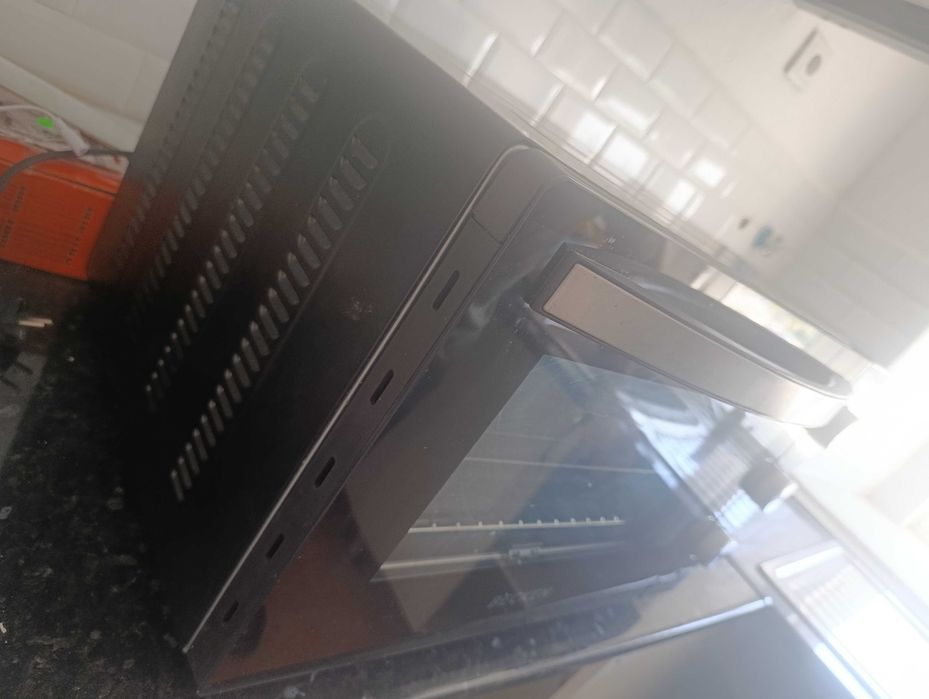 Forno eléctrico novo