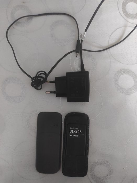 Nokia 100 RH-130 para venda