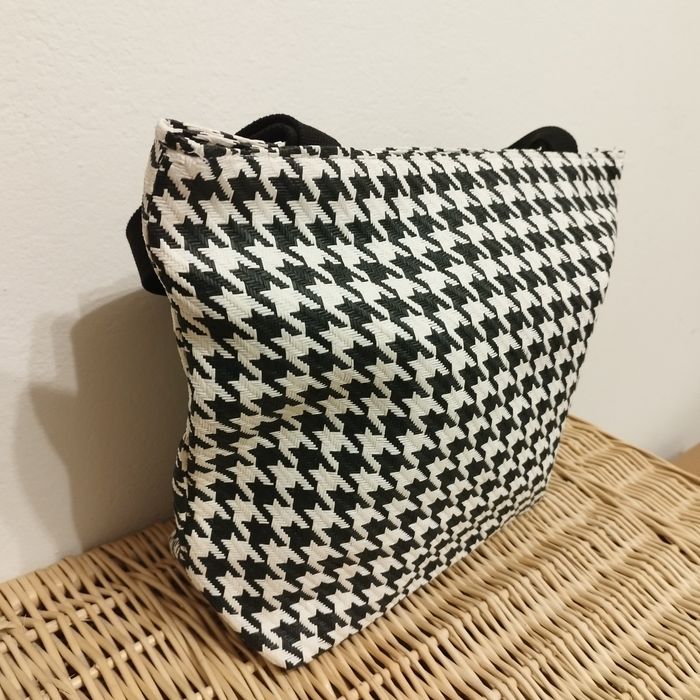 Torebka czarno biała