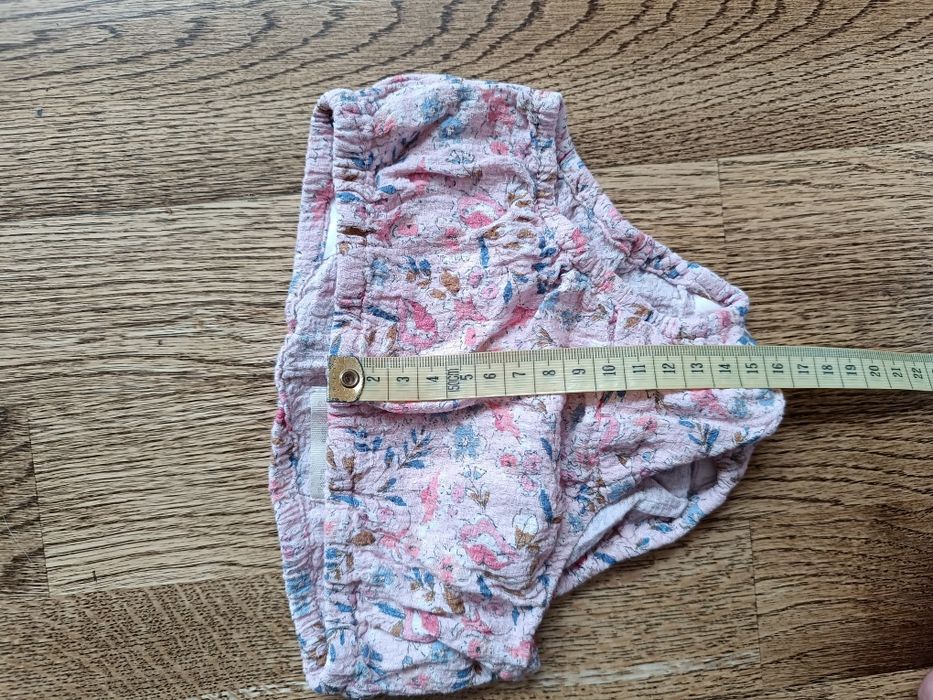 Zara Mini spodenki á la majtki r. 9-12 miesięcy