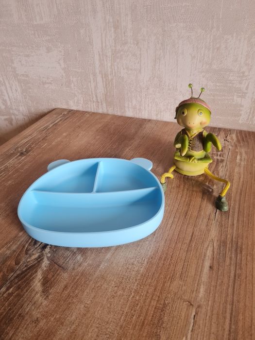 Силиконовая секционная тарелка на присоске "Мишка"