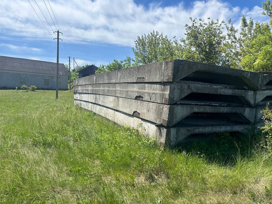 Плити перекриття,фундаментні блоки , дорожна плита