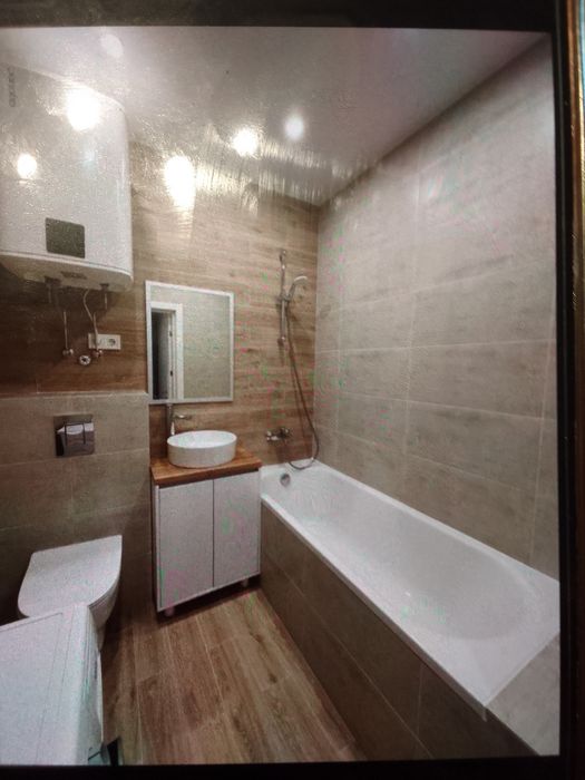 ! Подобово Двохкімнатна квартира Центр