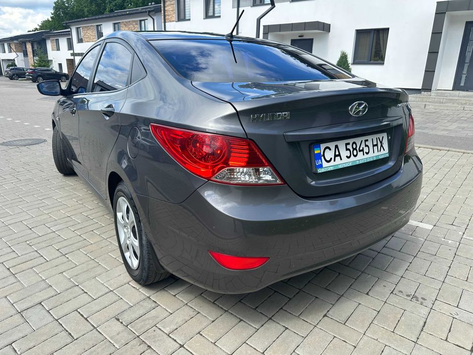 Hyundai Accent 2013