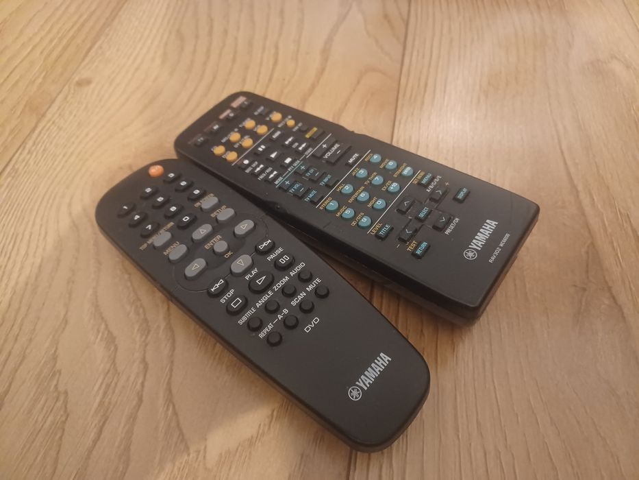 Amplituner yamaha rx-v450 + gratis dvd s540
