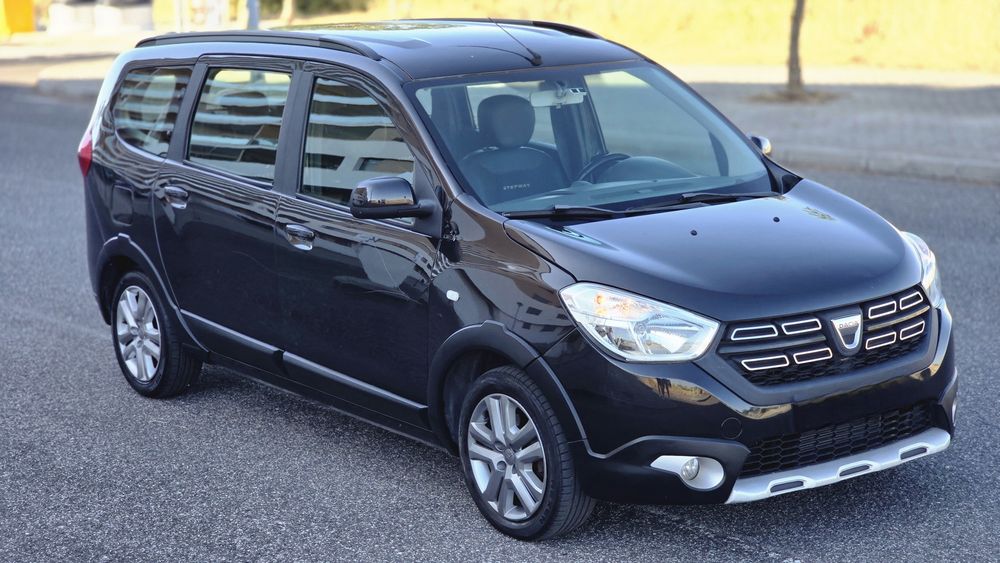 Dacia Lodgy 7 Lugares STEPWAY - *Nacional* 1.5dci 110cv