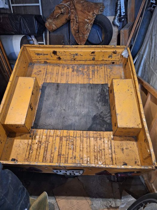 Прицеп  зубрёнок