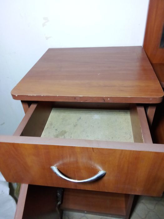 Продам трюмо самовывоз