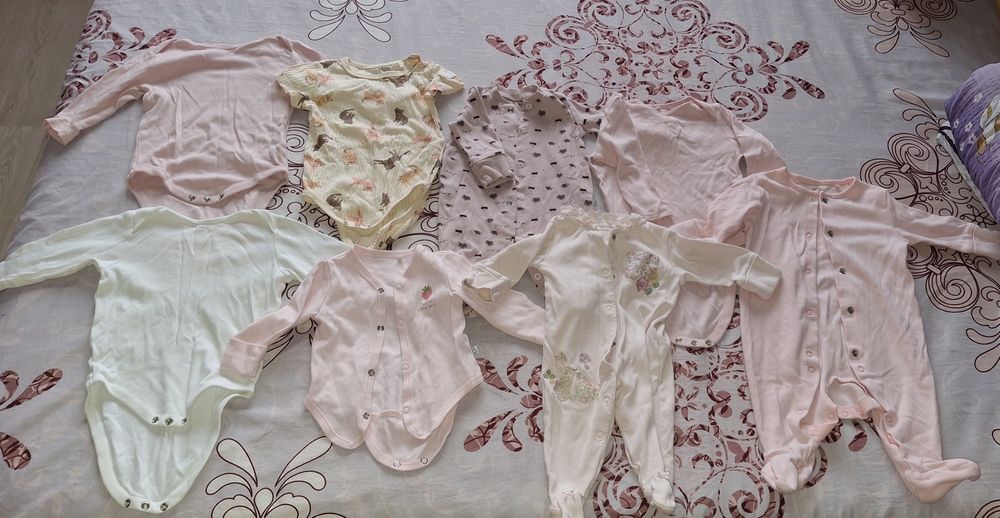 Безкоштовно пакет речей на дівчинку