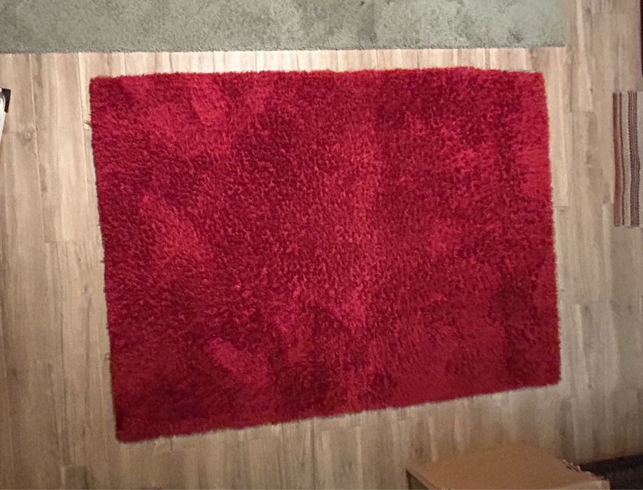 Tapete vermelho usado