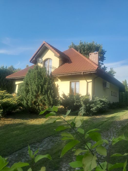 Dom z ogrodem w najlepszej dzielnicy Dąbrowy Górniczej