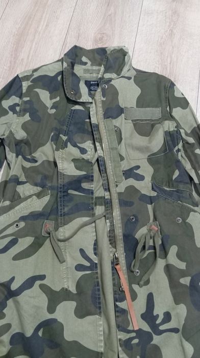 Kurtka Bershka w bardzo dobrym stanie