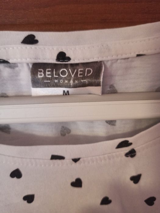 Biała bluzka t-shirt czarne serduszka, rozmiar M