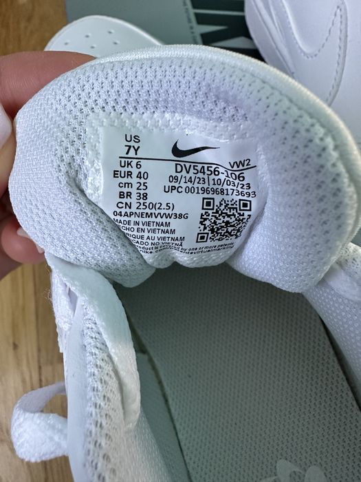Кросівки NIKE оригінальні