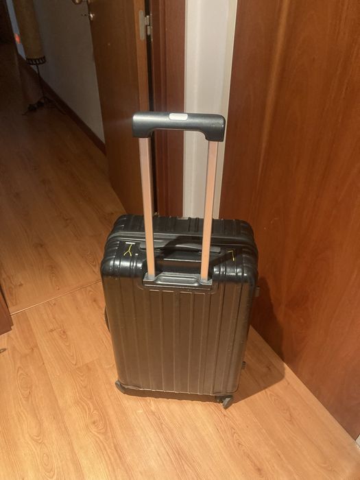 Mala media marca hankel / Necessaire