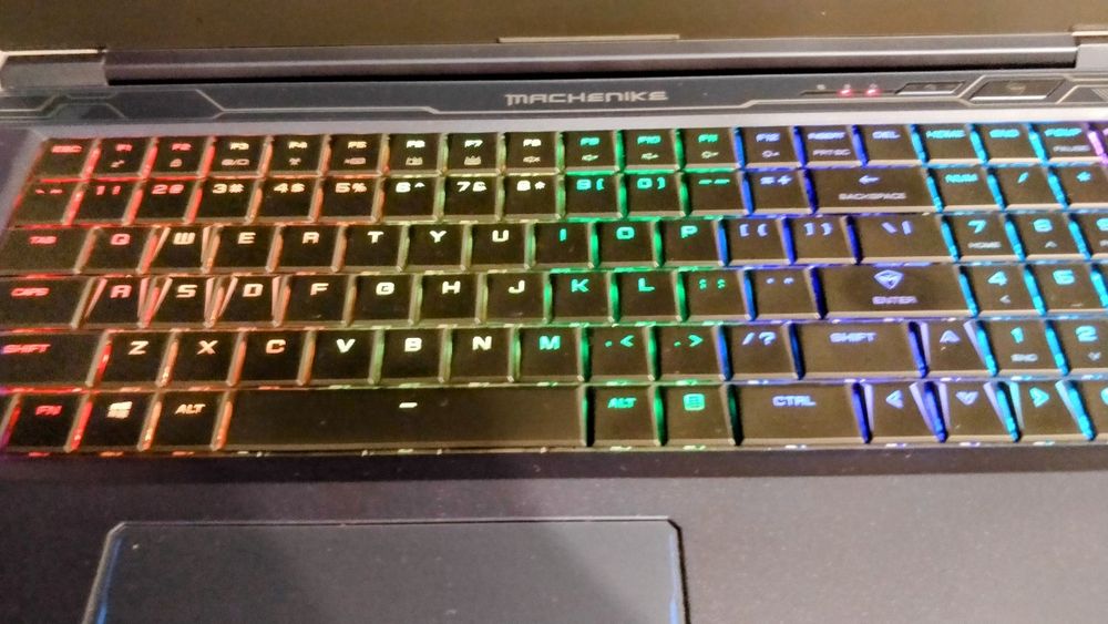 Laptop Gemingowy Machenike
