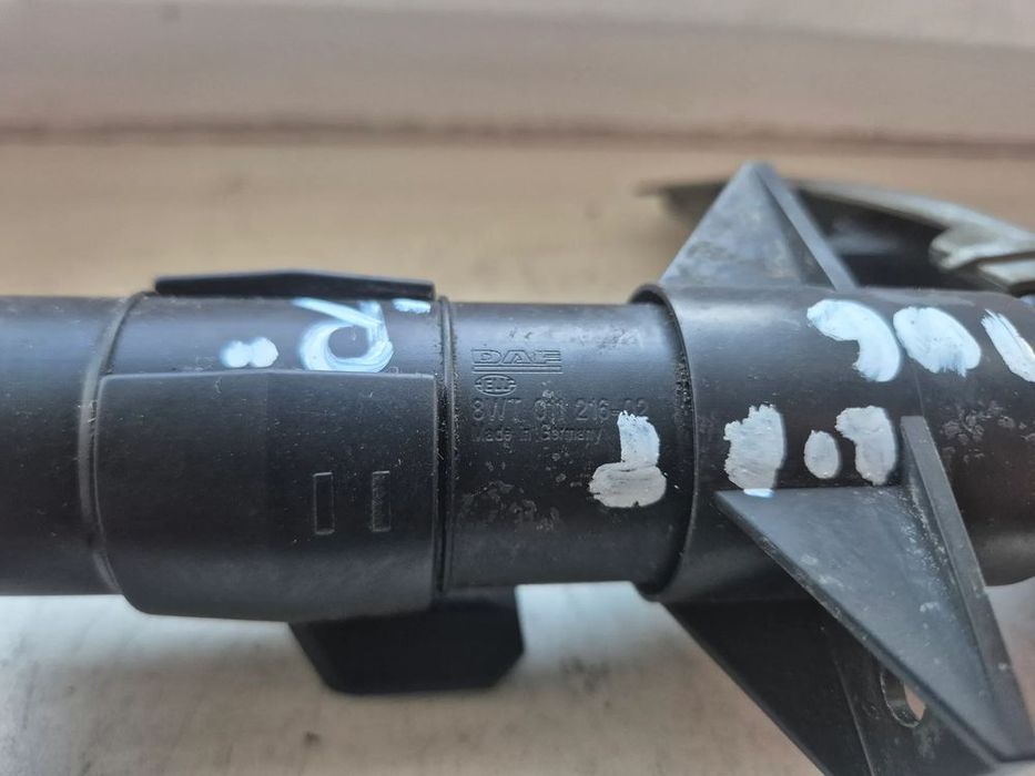 pompka spryskiwacz lampy reflektora prawy daf xf 106 , cf euro 6 stan bdb 100% sprawny