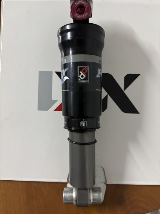 Amortecedor FOX FLOAT R com propedal tune. Para bicicleta de montanha com suspensao total 26’
