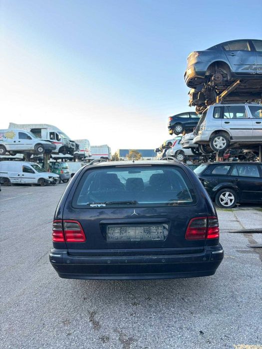 Mercedes E-CLASS para Peças e acessórios