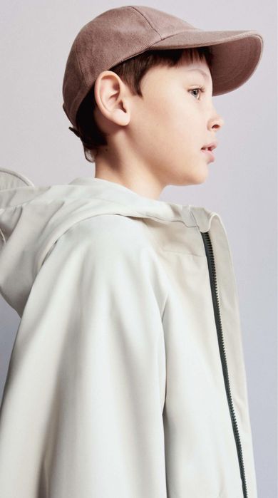 Куртка дощовик Zara 8-9 років на хлопця