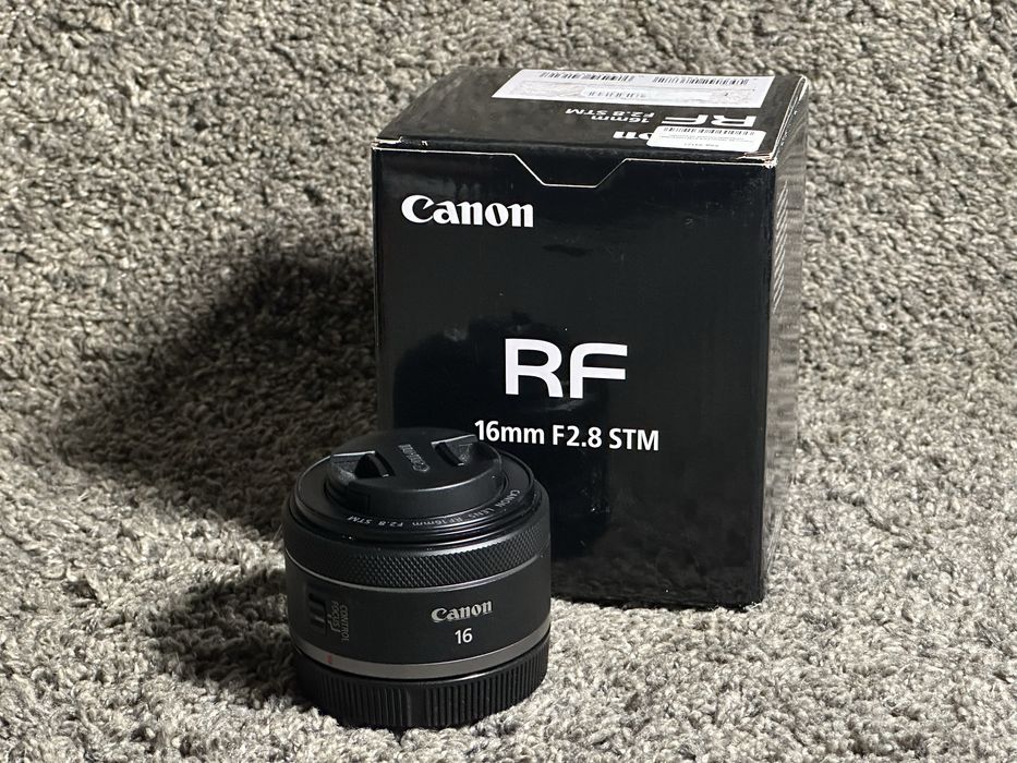 обʼєктив Canon  RF 16mm f2.8 STM