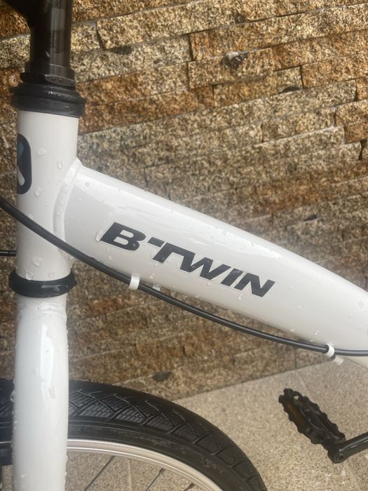 Bicicleta BTWIN.