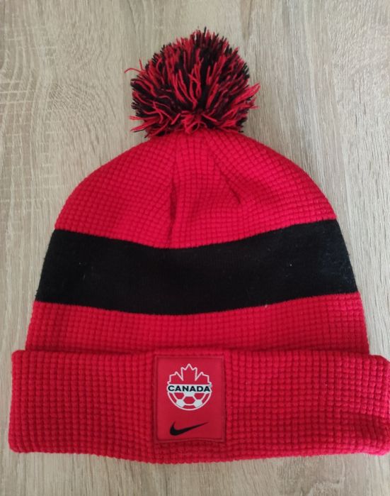 Czapka Nike Canada one size czerwona