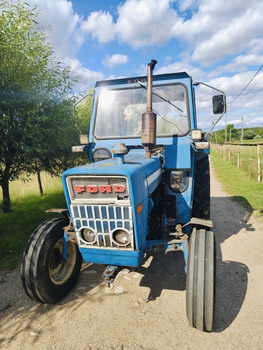 Traktor Ford 3000 45km
