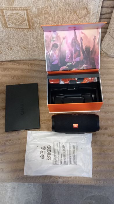 Портативная акустика Jbl Charge 3